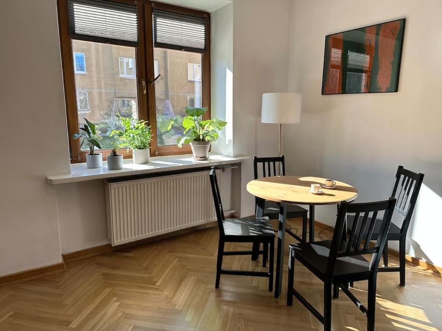 Stary Mokotow, Z Ogrodkiem Apartment Варшава Екстериор снимка