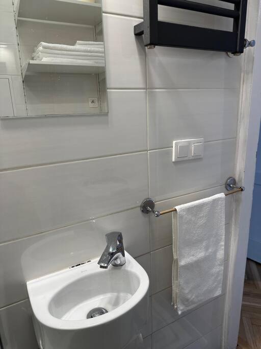 Stary Mokotow, Z Ogrodkiem Apartment Варшава Екстериор снимка